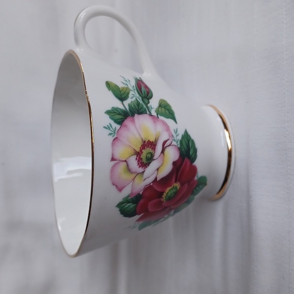 Royal Stuart Spencer Stevenson England Vintage Bone China Floral Teacup & Saucer - Picture 3 of 12